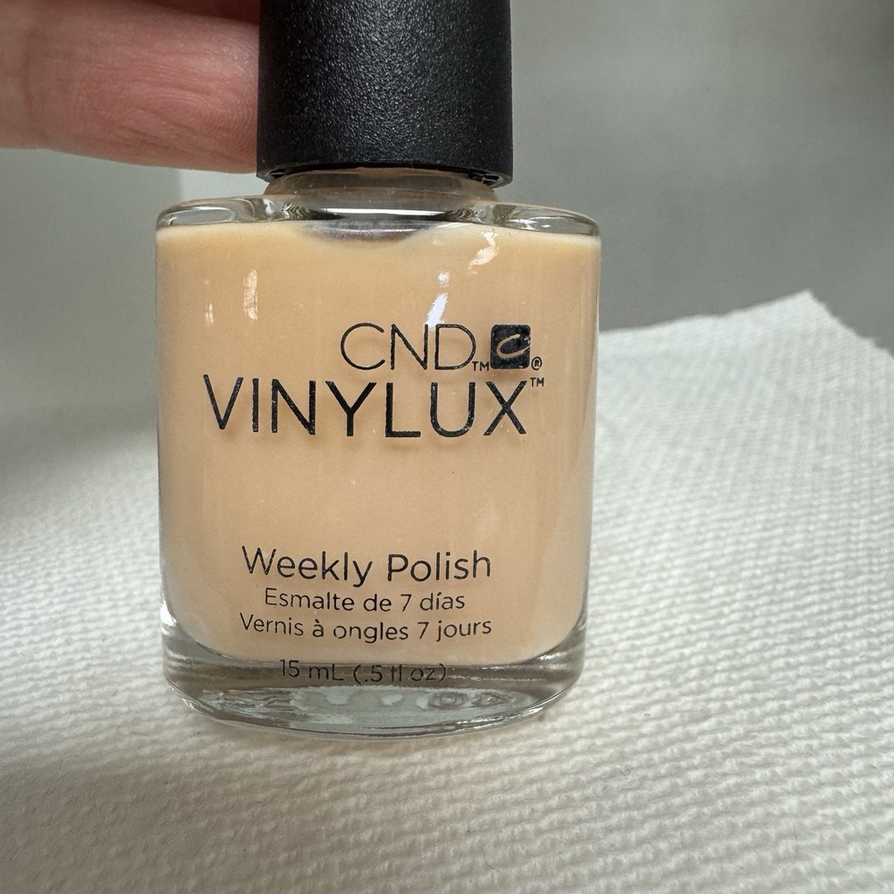 CND Vinylux Longwear Nail Polish #132 Negligee New Without Box